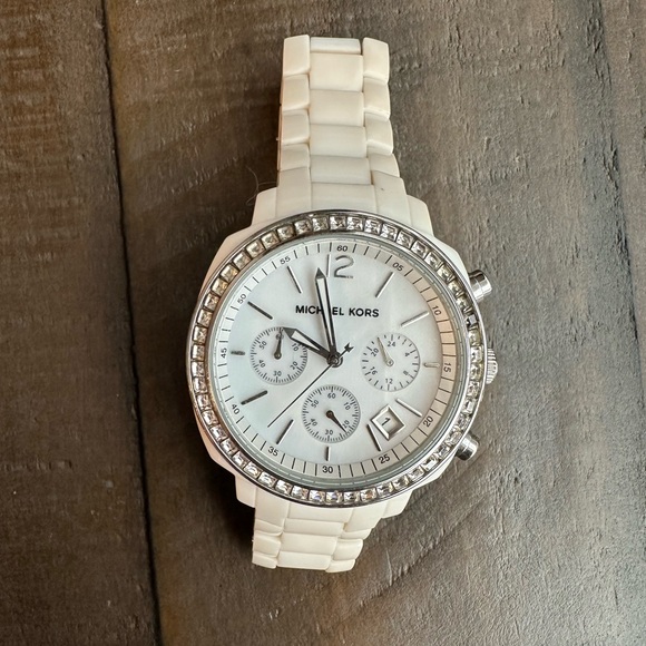 Michael Kors Chronograph Runway Watch | MK-5079 - Picture 1 of 5